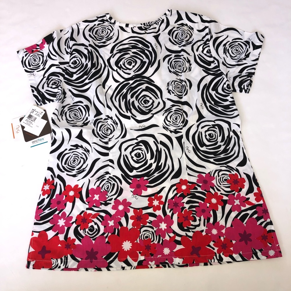 Scrub top - Picture 2 of 2